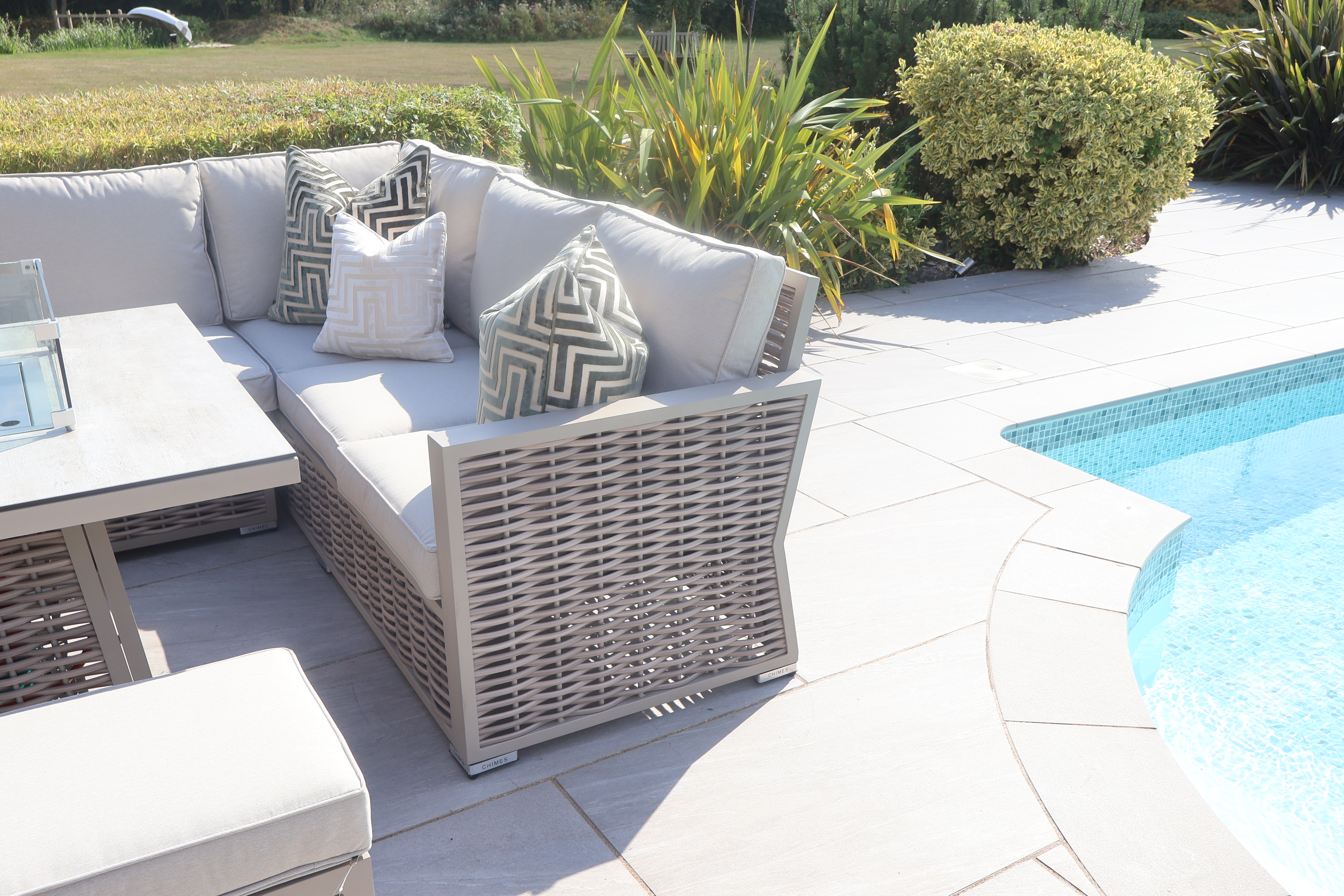 Chimes - Monaco Aluminium Compact Corner Dining Set with Firepit Table - Rope Weave - Cream